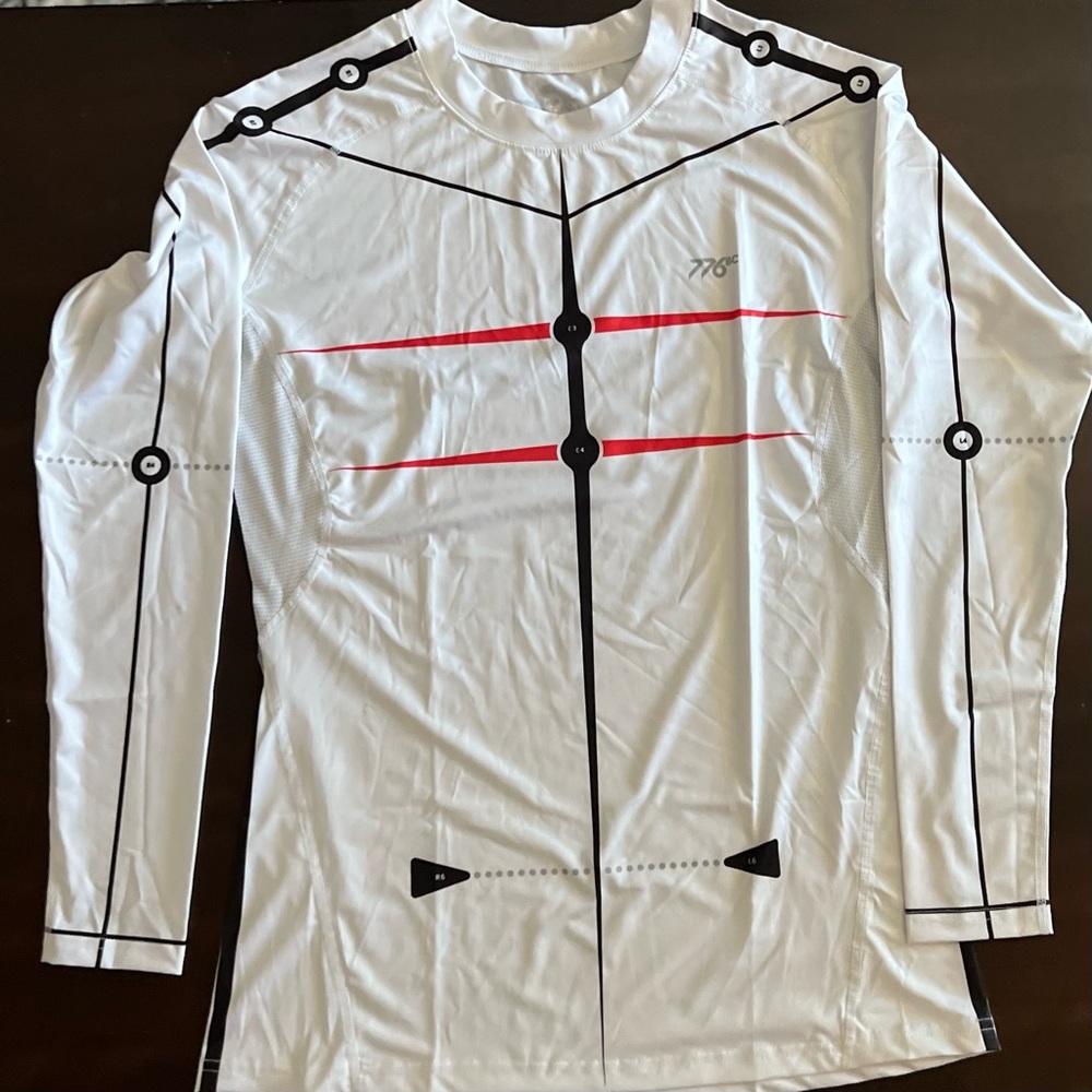 776BC Base Layer LS White/RED. Size Large